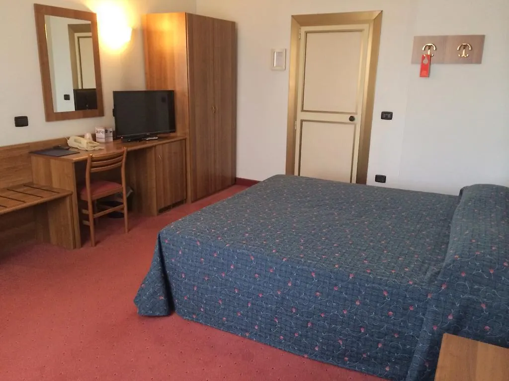 Hotel Arcobaleno Vimodrone Italy